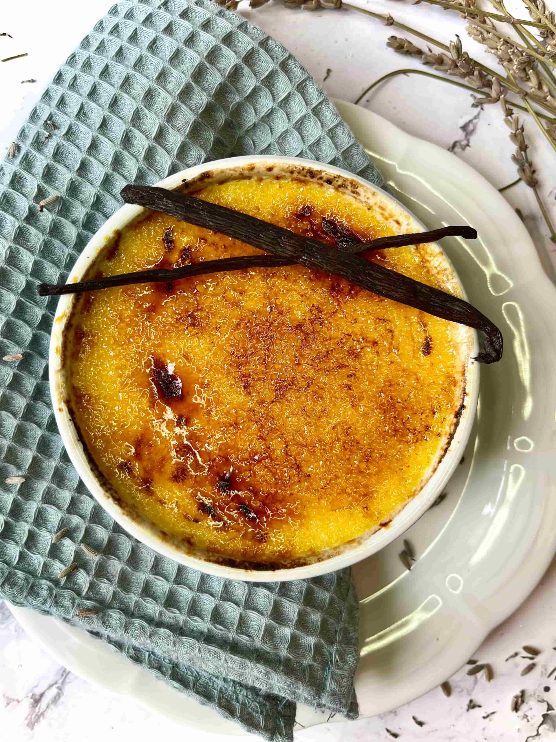 A beginners authentic French Crème Brulée recipe with only 4 ingredients. Here’s your classic creamy dessert that is simple, homemade and irresistible.