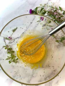 A beginners authentic French Crème Brulée recipe with only 4 ingredients. Here’s your classic creamy dessert that is simple, homemade and irresistible.